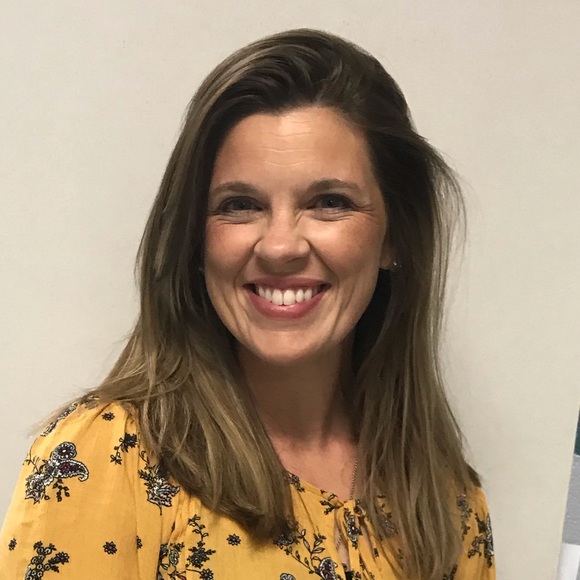 Meet your Posher, Angela - Picture 1 of 1